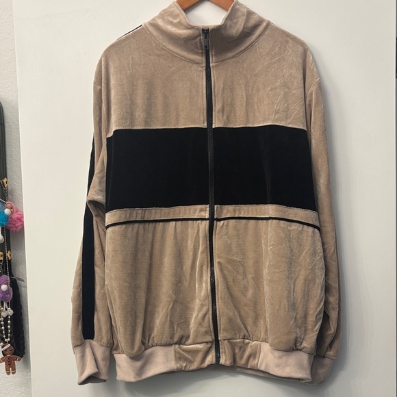 Vintage velour Tan and Black Zip-Up Jacket size xl - Picture 1 of 7
